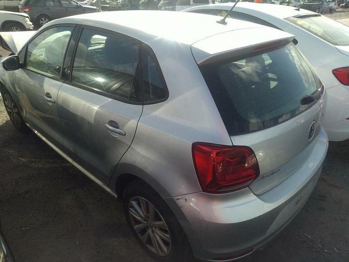 2015 VOLKSWAGEN POLO 6R, COMFORTLINE/TRENDLINE, RED INSERT TYPE, 05/14-09/17 6C0945096L RIGHT TAILLIGHT