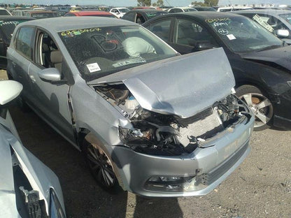 2015 VOLKSWAGEN POLO DISPLAY UNIT, 6.5IN COMPOSITION MEDIA, NON SAT NAV TYPE, 6R, 05/10-09/17 6C0035869B RADIO CD DVD SAT TV