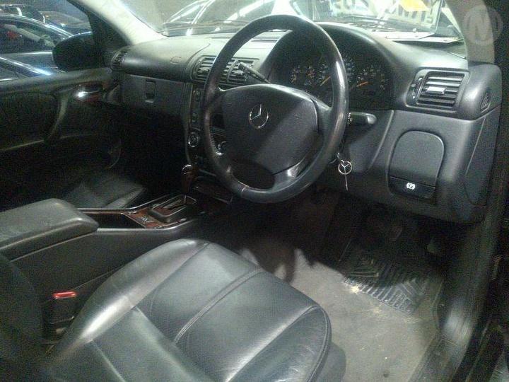 2002 MERCEDES M CLASS W163 WAGON (AIRBAG TYPE) 09/98-08/05 A1637301505 LEFT REAR DOOR SLIDING