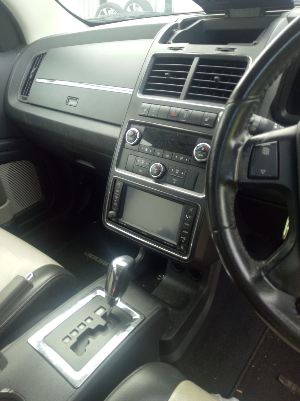 2009 DODGE JOURNEY BUMPER REFLECTOR, JC, 09/08-07/11  5178273AA LEFT TAILLIGHT