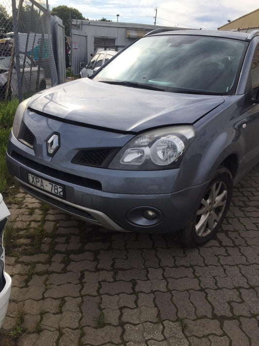 2008 RENAULT KALEOS H45, 09/08-04/16 801010029R LEFT FRONT DOOR