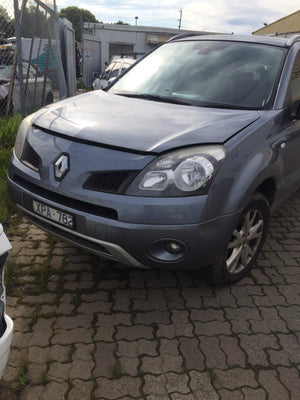 2008 RENAULT KALEOS H45, 09/08-04/16 801010029R LEFT FRONT DOOR