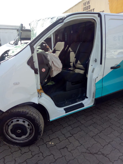 2016 RENAULT TRAFIC DIESEL, 1.6, TURBO, X82, 01/15- 233004263R STARTER