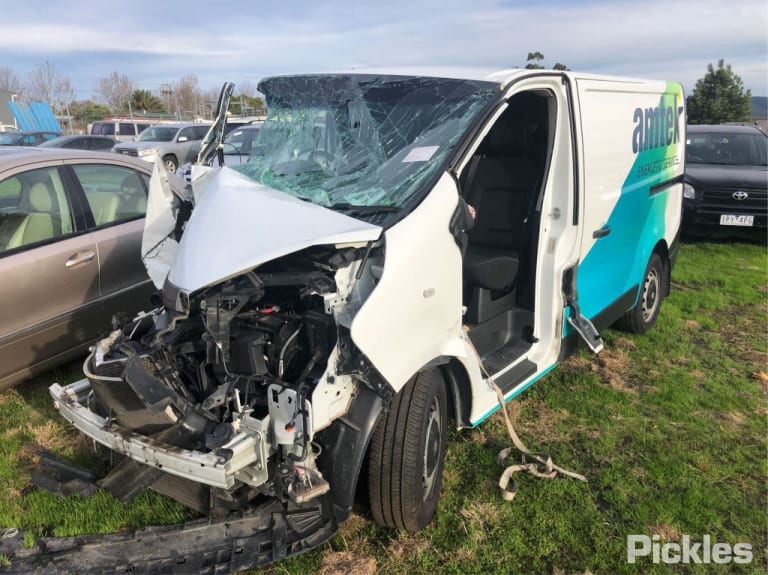 2016 RENAULT TRAFIC RIGHT BARN DOOR LOCK, UPPER, X82, 01/15- 825706259R DOOR BOOT GATE LOCK