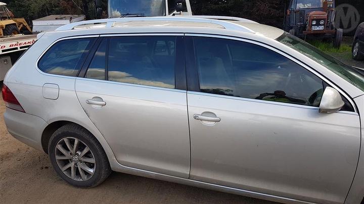 2010 VOLKSWAGEN GOLF RH FRONT (MASTER SWITCH), 5DR HATCH/WAGON, W/O CHROME ON SWITCHES TYPE, GEN 6, 12/08-03/13 1K4959857B PWR DR WIND SWITCH