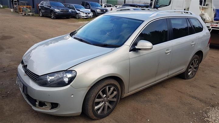 2010 VOLKSWAGEN GOLF GEN 6, NON GTi/R, HALOGEN TYPE, 12/08-03/13 5K2941005H LEFT HEADLAMP