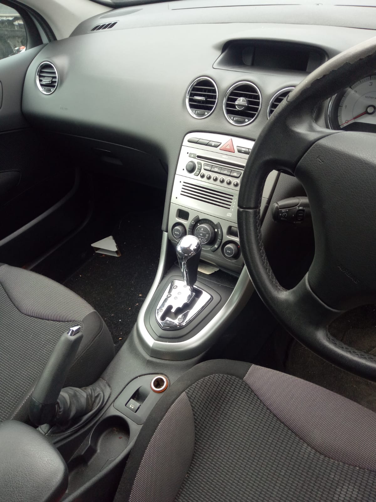 2008 PEUGEOT 308 LEFT FRONT DOOR LOCK, T7, HATCH/WAGON, 09/07-12/13 9135CK DOOR BOOT GATE LOCK