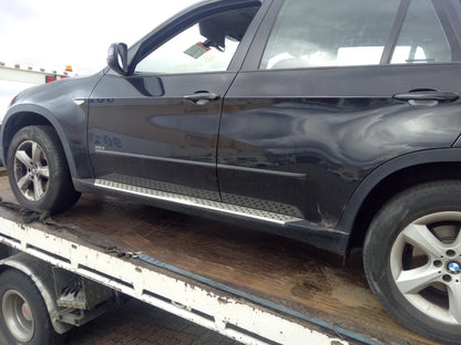 2008 BMW X5 E70, 03/07-08/13 41517211424 RIGHT FRONT DOOR