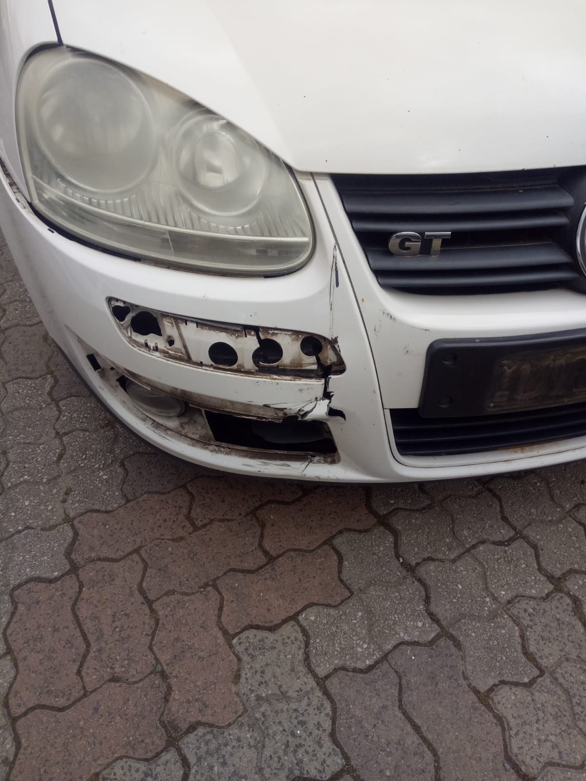 2007 VOLKSWAGEN GOLF GEN 5, BUMPER BAR (2 PIECE), W/ PARK SENSOR TYPE, 06/04-02/09 1K6807417 REAR BUMPER