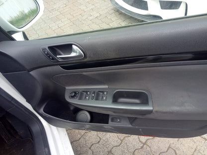 2007 VOLKSWAGEN GOLF GEN 5, BUMPER BAR (2 PIECE), W/ PARK SENSOR TYPE, 06/04-02/09 1K6807417 REAR BUMPER