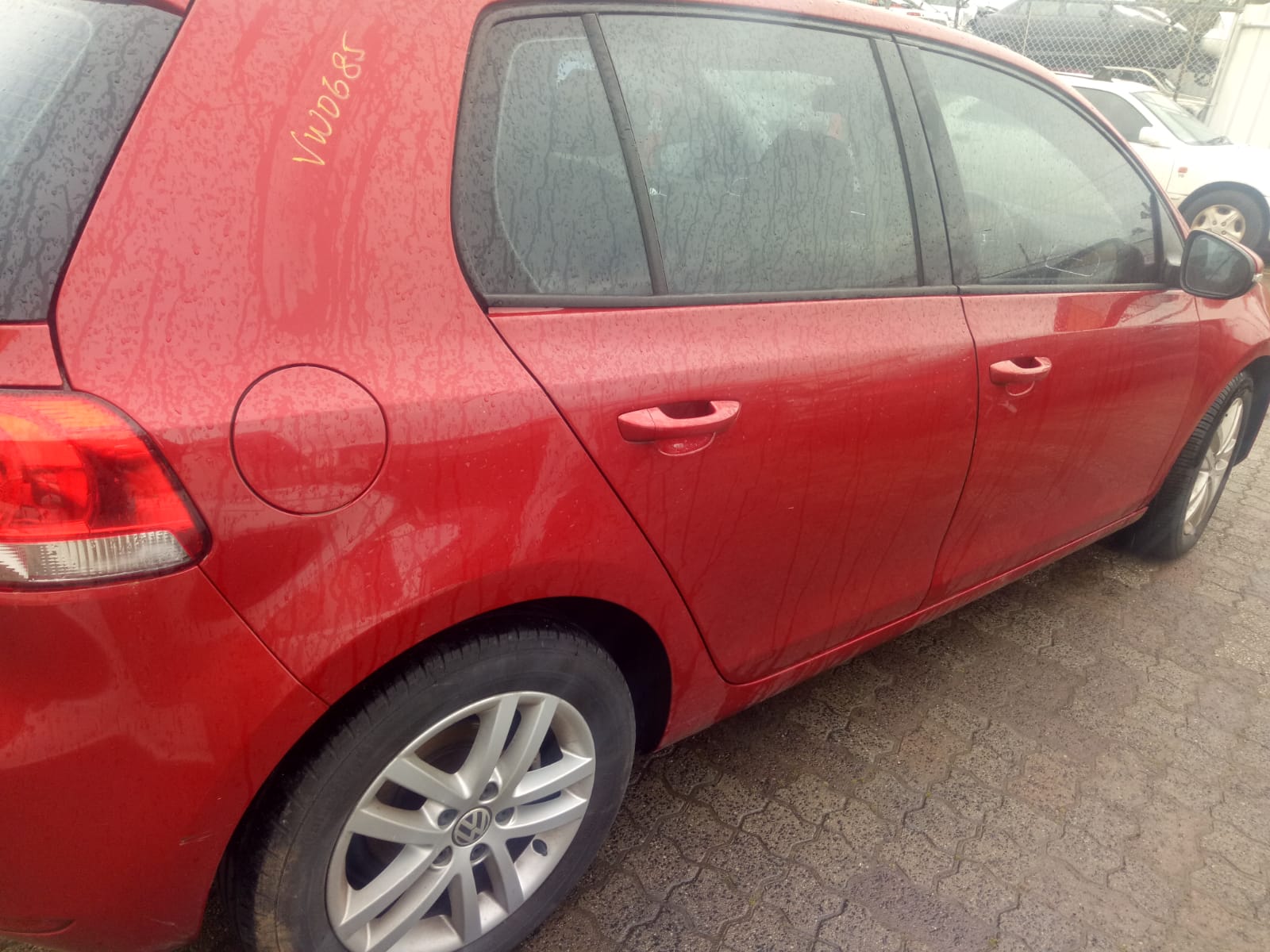 2010 VOLKSWAGEN GOLF LEFT FRONT DOOR LOCK, GEN 6, HATCH/CABRIO, P/N 5K2837015B, 10/08-01/16 5K2837015B DOOR BOOT GATE LOCK