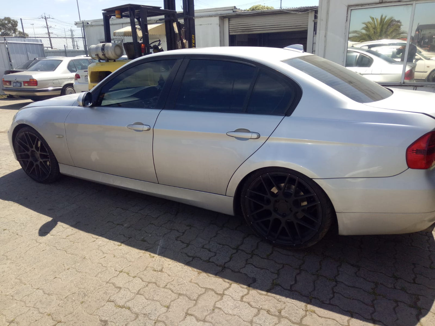 2007 BMW 3 SERIES E90, SEDAN, NON PARK SENSOR TYPE, 03/05-10/08 51127141053 REAR BUMPER