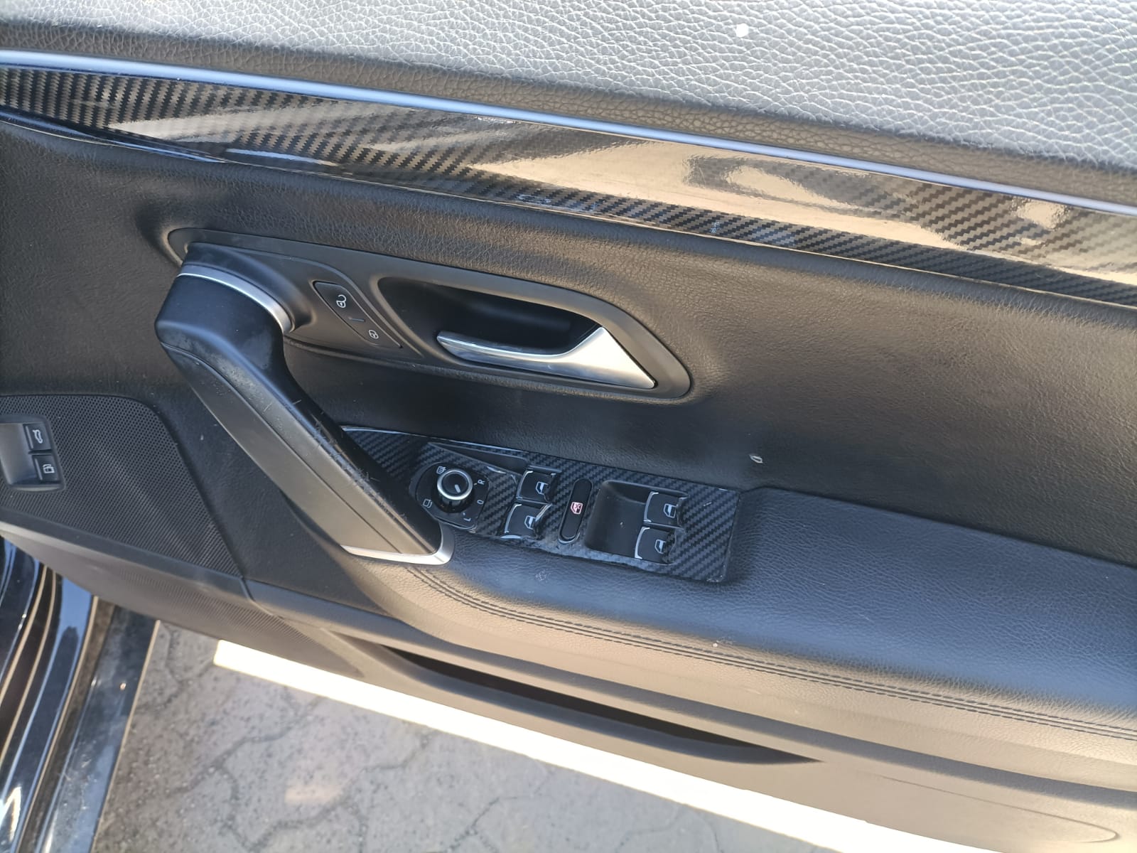 2011 VOLKSWAGEN PASSAT LEFT FRONT DOOR LOCK, 3CC, SEDAN, NON KEYLESS TYPE, P/N 5N2837015C, 01/09-06/12 5N2837015C DOOR BOOT GATE LOCK