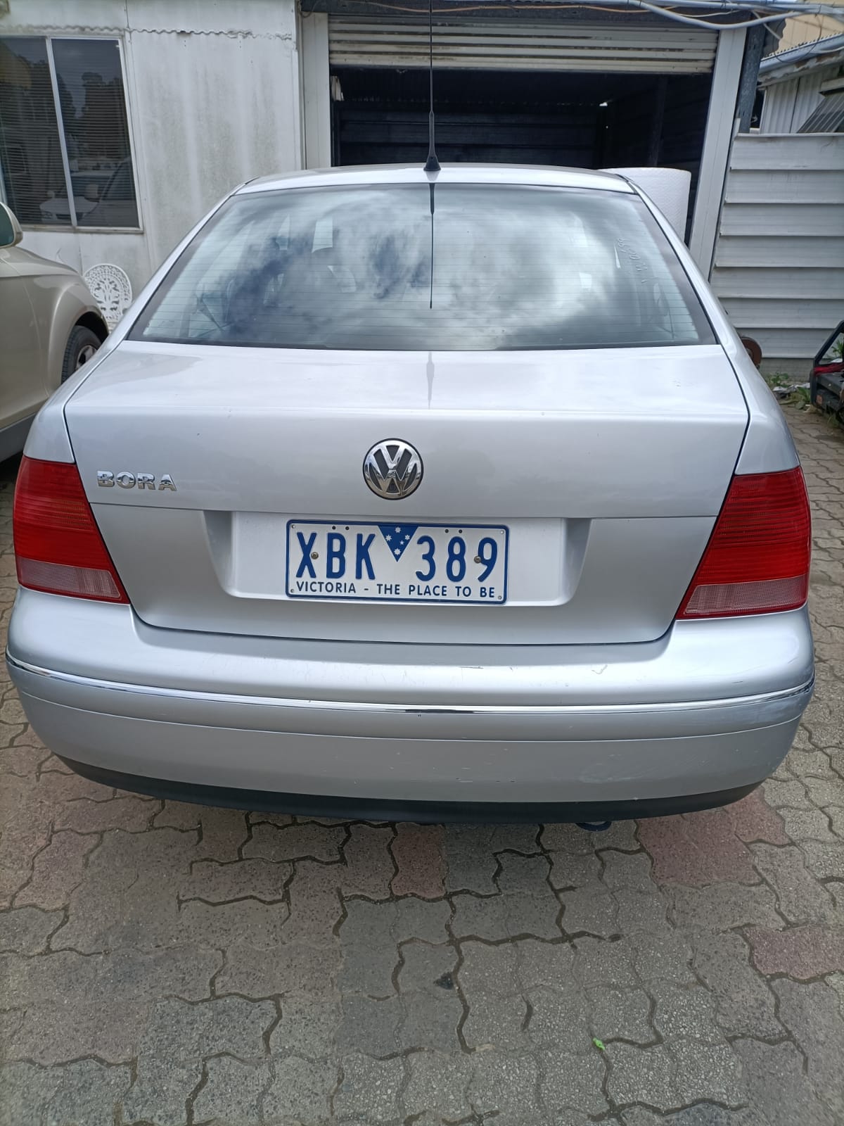 2001 VOLKSWAGEN BORA 1J, 12/99-12/05 1J4831055H LEFT FRONT DOOR