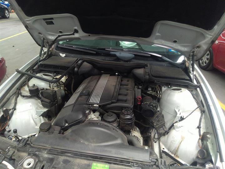 2000 BMW 5 SERIES E39 05/96-10/03  RADIATOR SUPPORT