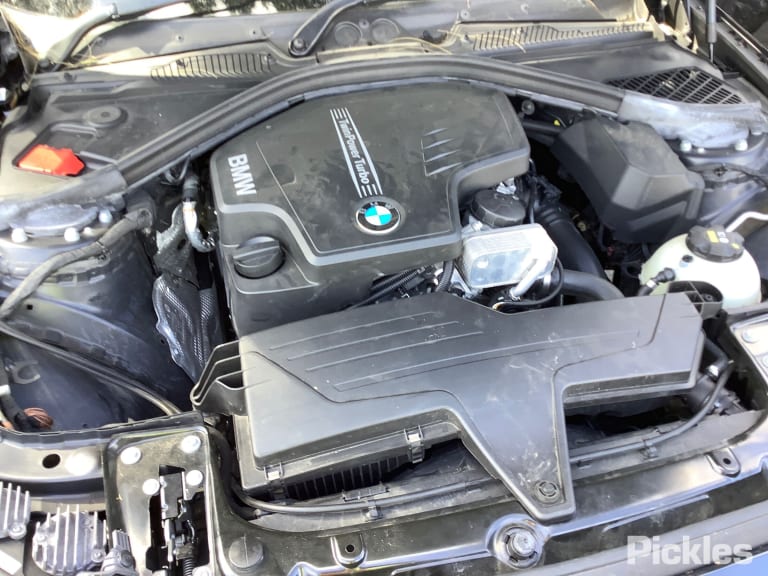 2016 BMW 2 SERIES F22, FRONT, W/ SUNROOF SWITCH, 01/14-07/21 61319312496 COURTESY LIGHT