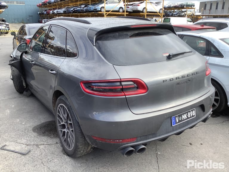 2014 PORSCHE MACAN MAIN REINFORCEMENT, 95B, 06/14- 8R0807313E R BAR BRACKET REINFO