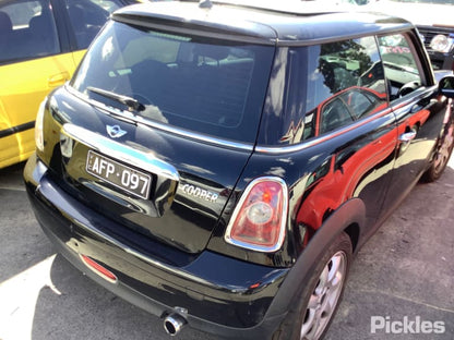 2010 MINI COOPER INSTRUMENT CLUSTER-SPEEDOMETER, SILVER BUTTONS, R55/R56/R57, 03/07-07/10 62109325821 INSTRUMENTCLUSTER