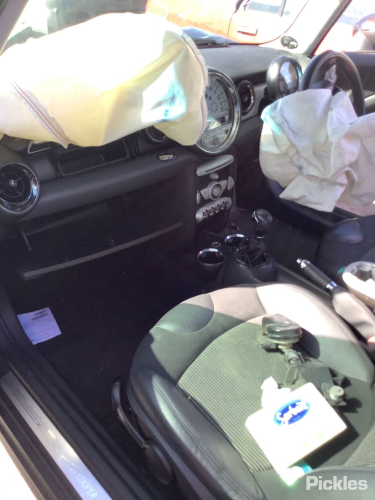2010 MINI COOPER CLOCKSPRING***USE COMBINATION SWITCH PART TYPE***  AIRBAG MODULE SENSOR