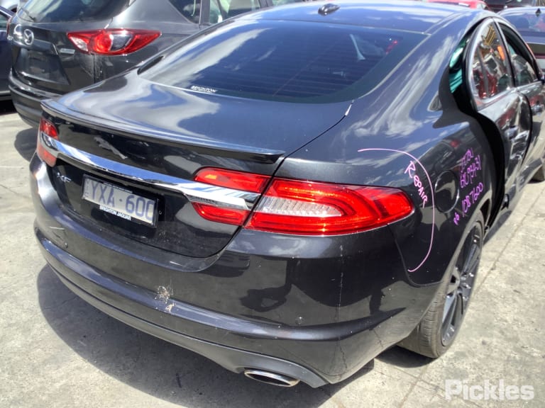 2012 JAGUAR XF BOOTLID LAMP (RH SIDE), LATE TYPE, X250, 08/11-05/15 C2Z12876 REAR GARNISH