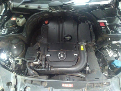 2011 MERCEDES C CLASS FRONT (CENTRE), W/ SUNROOF CONTROLS TYPE, BLACK, W204, 07/07-01/15 A2048208101 COURTESY LIGHT