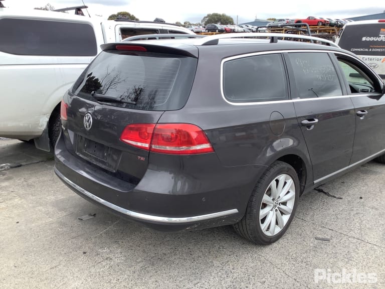 2011 VOLKSWAGEN PASSAT REVERSE CAMERA, 3C/MK6 B7, 09/10-05/15 3C9980551A REVERSE CAMERA