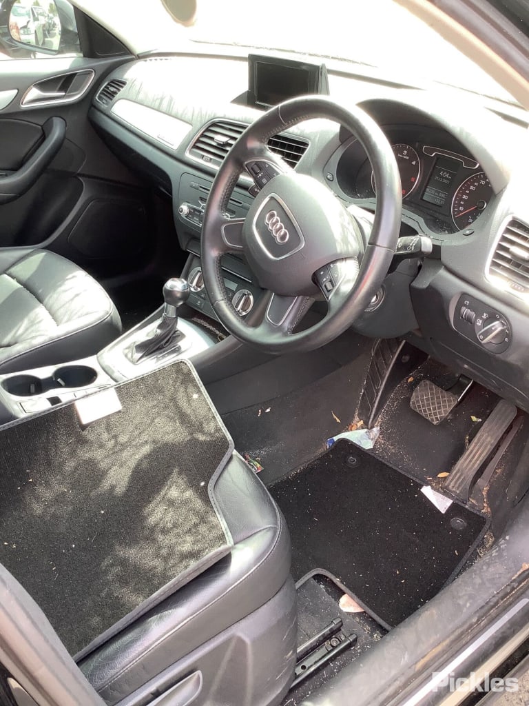 2013 AUDI Q3 8U, RH FRONT, LEATHER, BLACK, 03/12-12/18  HEADREST
