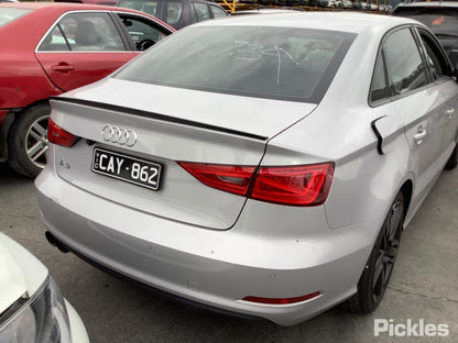2014 AUDI A3 8V, A3, SEDAN, MANUAL FOLD, NON LANE CHANGE ASSIST TYPE (6XC/7Y0), 11/13-10/20 8V5857409C LEFT DOOR MIRROR
