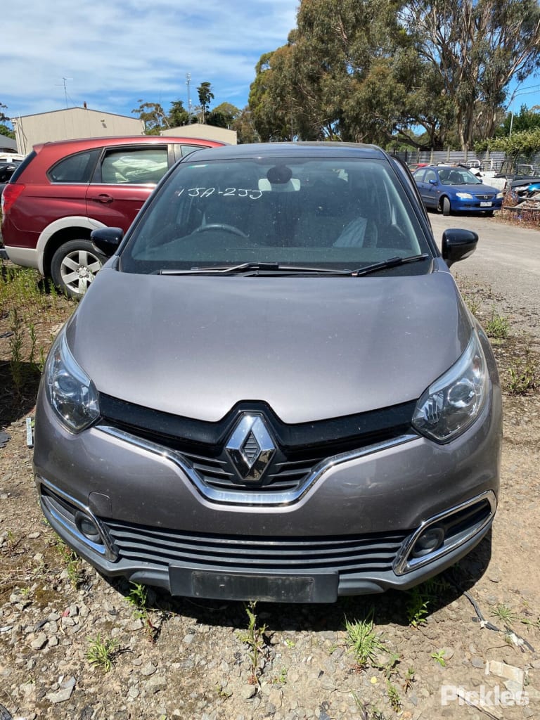 2016 RENAULT CAPTUR J87, 08/14-05/17 850109312R REAR BUMPER