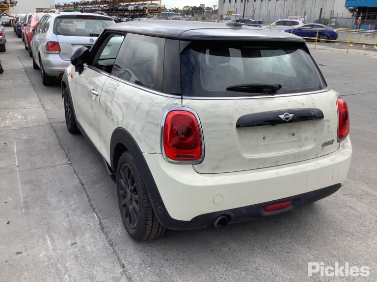 2018 MINI COOPER HEADLAMP SWITCH, F55/56, 04/14- 61315A25472 COMBINATION SWITCH