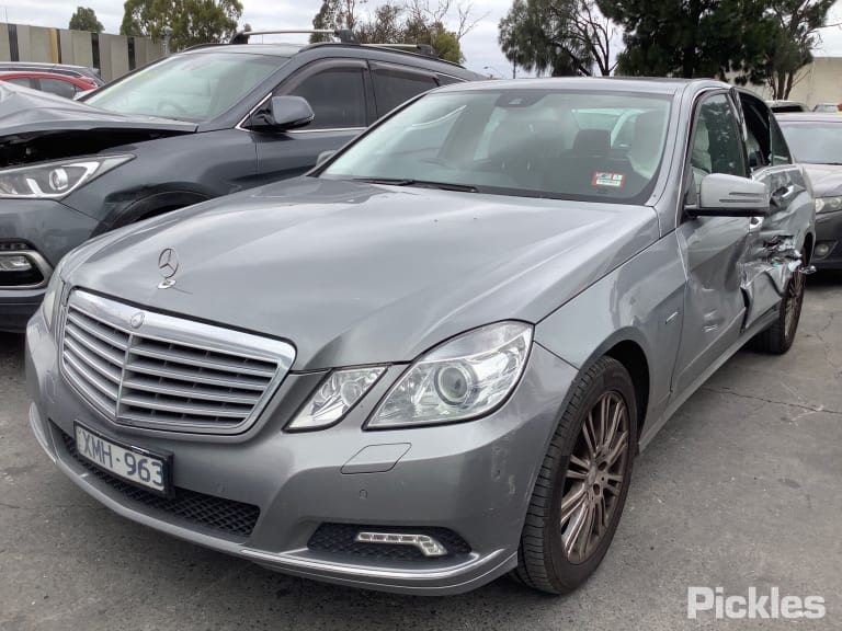 2010 MERCEDES E CLASS RH FRONT, W212, SEDAN, 07/09-05/16  DOOR TRIM