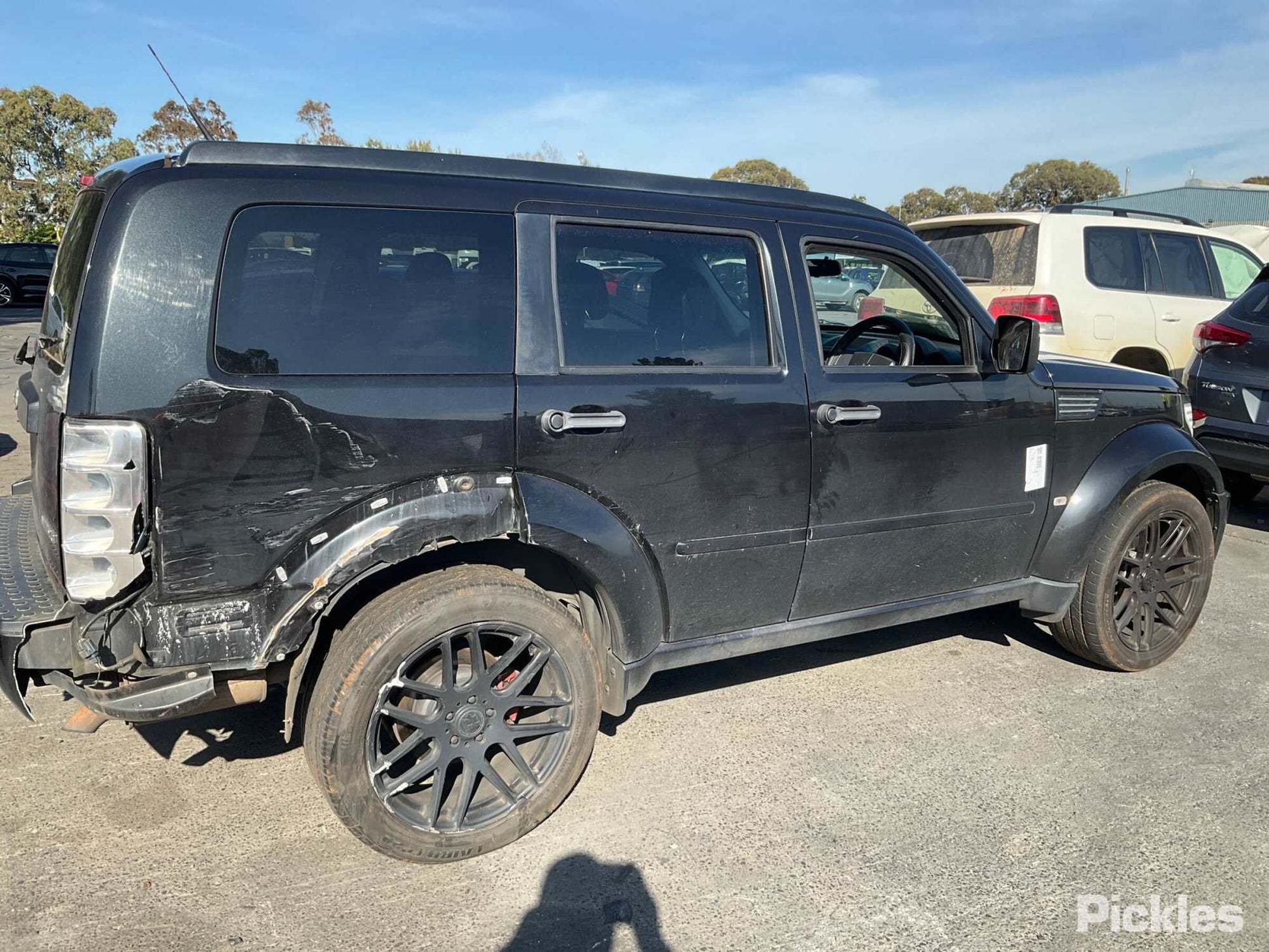 2011 DODGE NITRO KA, 06/07-12/11  LEFT REAR DOOR