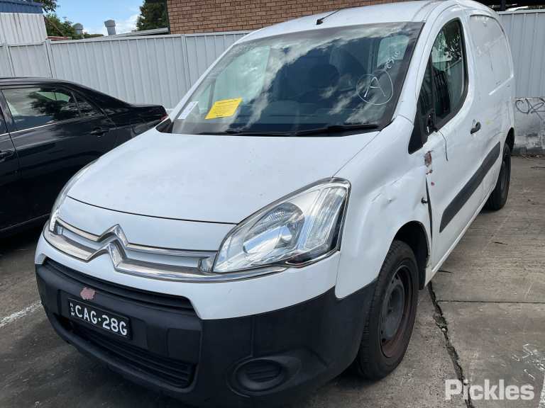 2015 CITROEN BERLINGO B9C, 03/09-12/18 9806306480 LEFT HEADLAMP