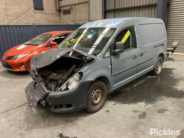 Wrecking 2015 VOLKSWAGEN CADDY for Used Parts VW1512