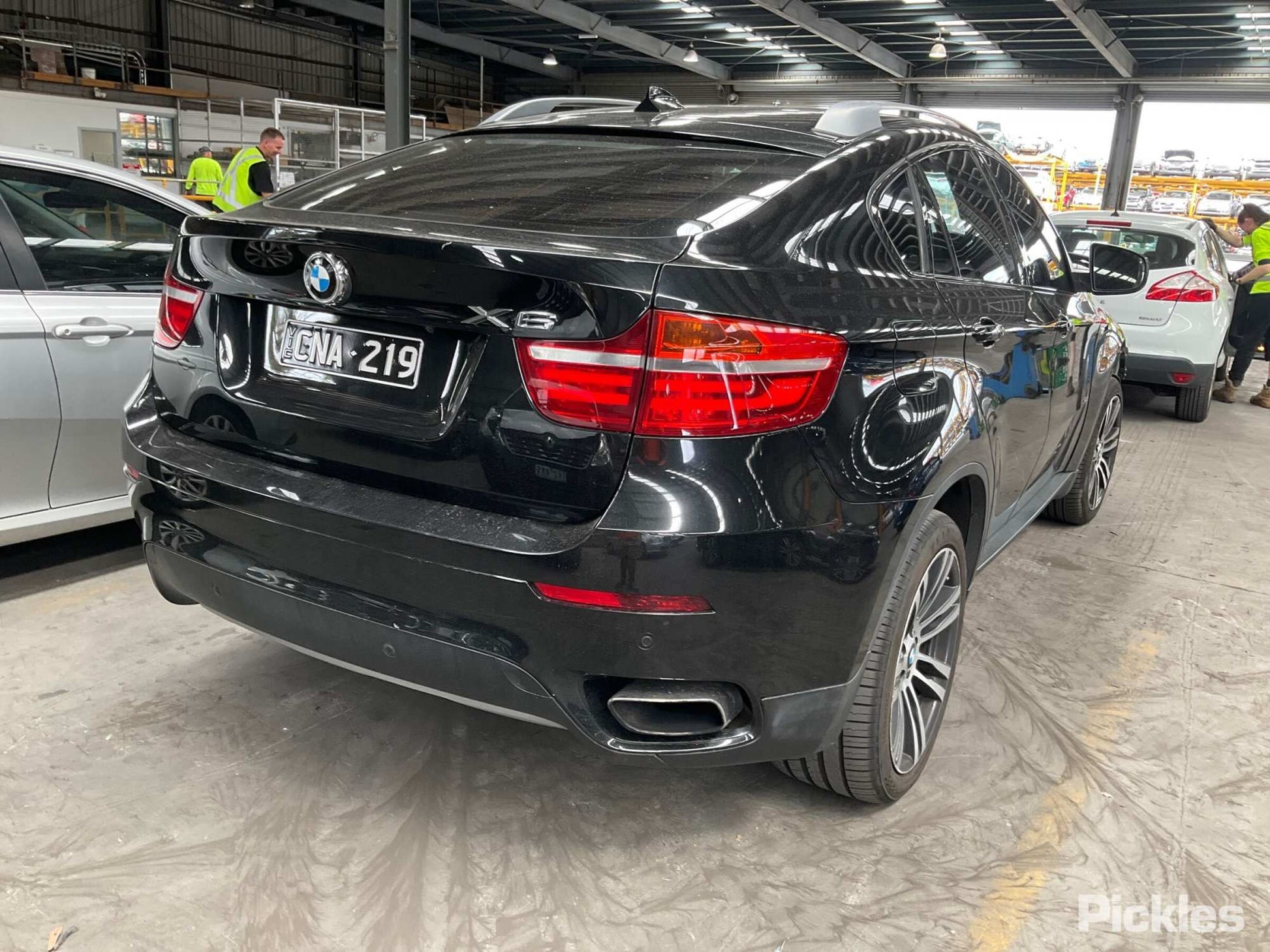 2013 BMW X6 E71, 07/08-05/14 41527198161 LEFT REAR DOOR SLIDING