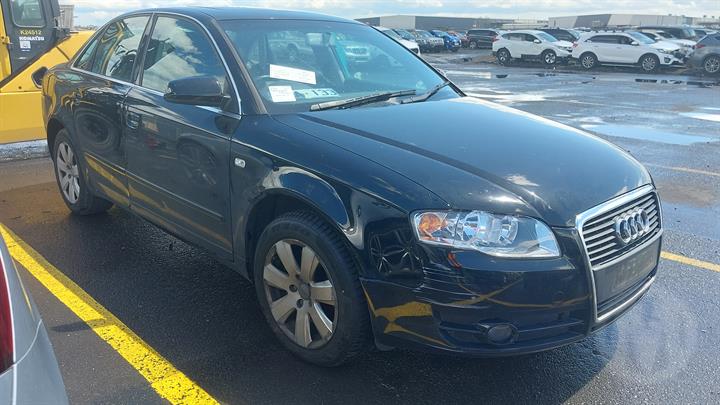 Wrecking 2006 AUDI A4 for Used Parts AU1528
