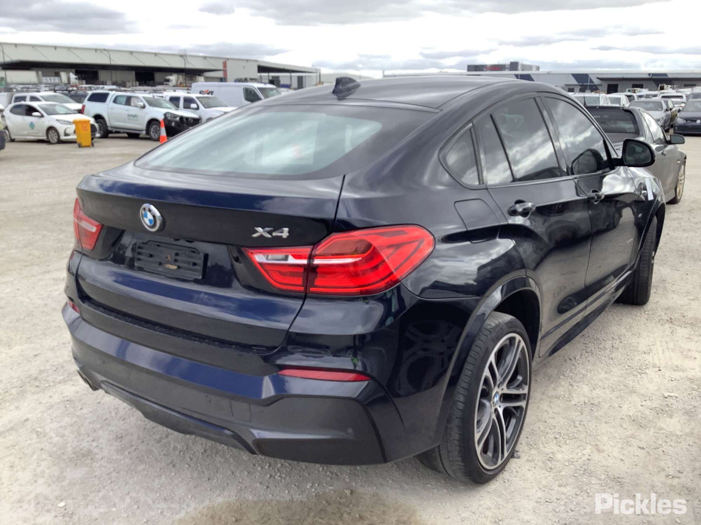 2016 BMW X4 F26, 05/14-04/18 51337339892 RIGHT FRONT DOOR WINDOW