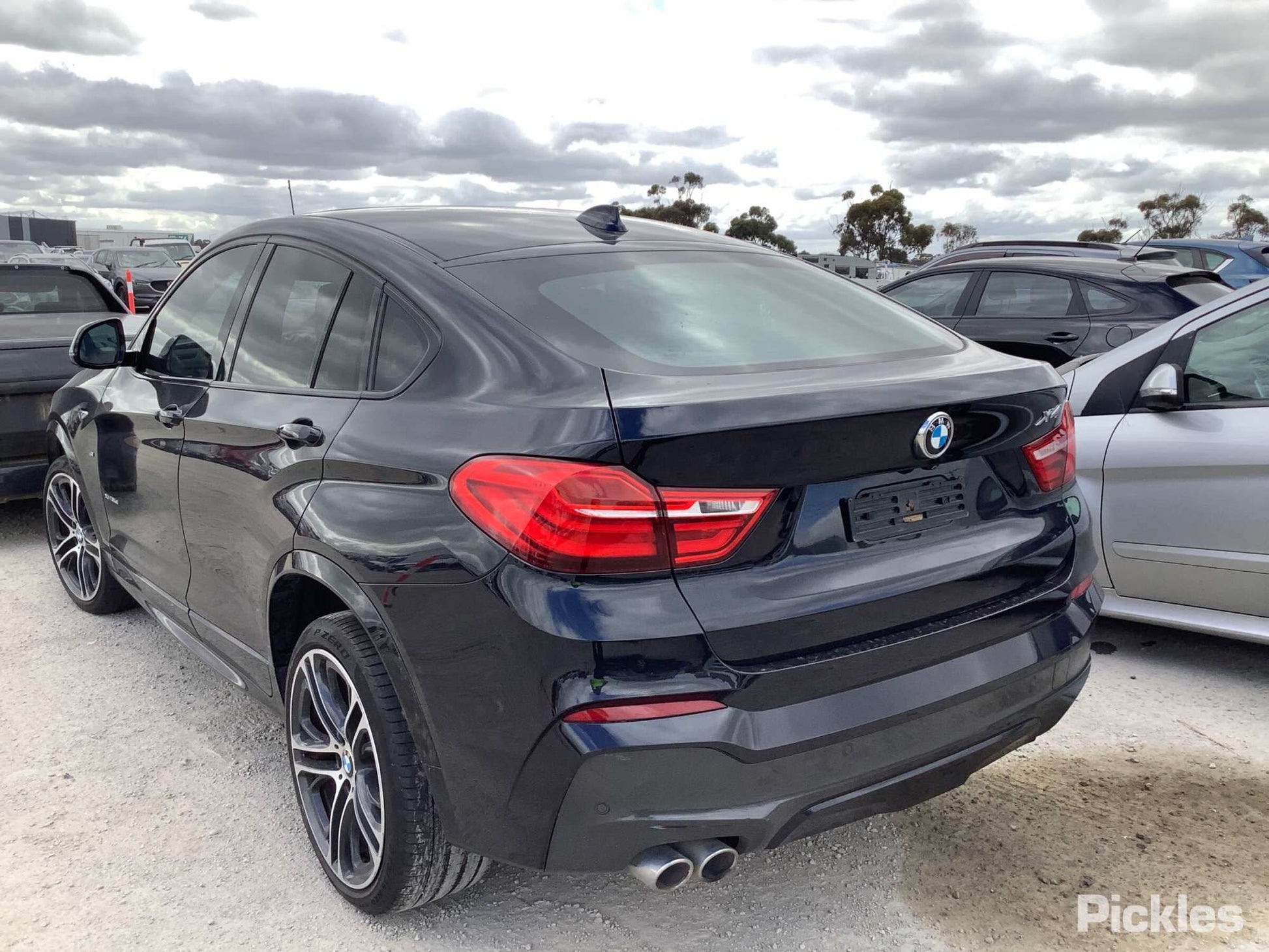 2016 BMW X4 F26, 05/14-04/18 51337339892 RIGHT FRONT DOOR WINDOW