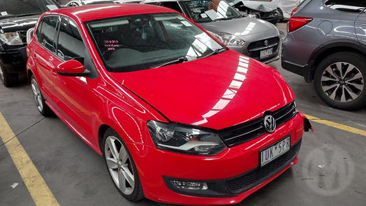 2014 VOLKSWAGEN POLO 6R, 5DR HATCH, 05/10-05/14 6R0845201A LEFT FRONT DOOR WINDOW