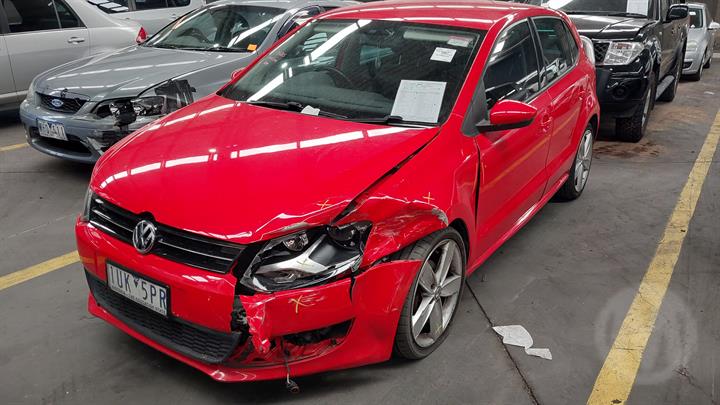 2014 VOLKSWAGEN POLO 6R, POWER, 5DR HATCH, 05/10-05/14 6R4837462L RIGHT FRONT WINDOW REG MOTOR