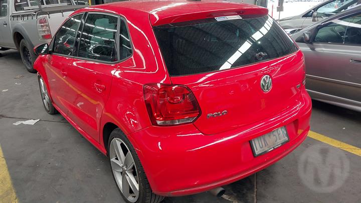 2014 VOLKSWAGEN POLO RIGHT FRONT DOOR LOCK, 6R, P/N 5K2837016H, 05/10-09/17 5K2837016H DOOR BOOT GATE LOCK