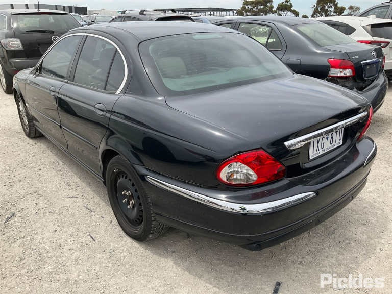 Wrecking 2006 JAGUAR X TYPE for Used Parts JG1537