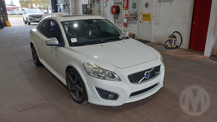 Wrecking 2011 VOLVO C30 for Used Parts VO1542