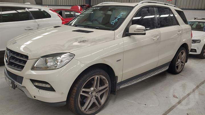 Wrecking 2012 MERCEDES M CLASS for Used Parts MB1547