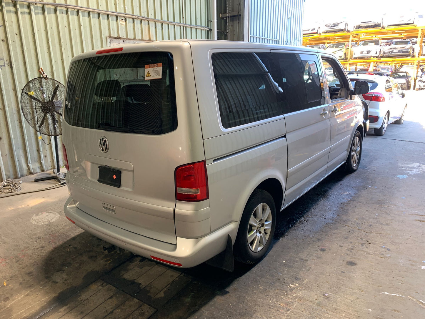 Wrecking 2015 VOLKSWAGEN TRANSPORTER for Used Parts VW1552