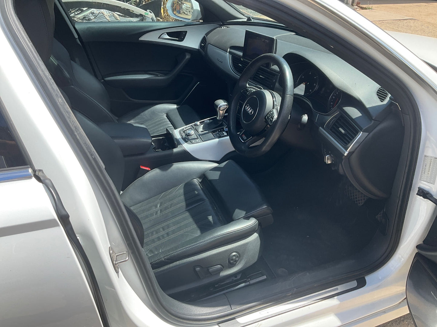 Wrecking 2011 AUDI A6 for Used Parts AU1560
