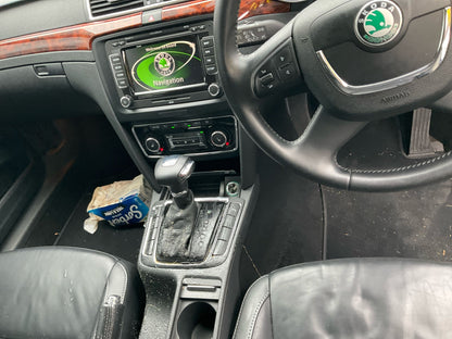 Wrecking 2013 SKODA SUPERB for Used Parts SK1567