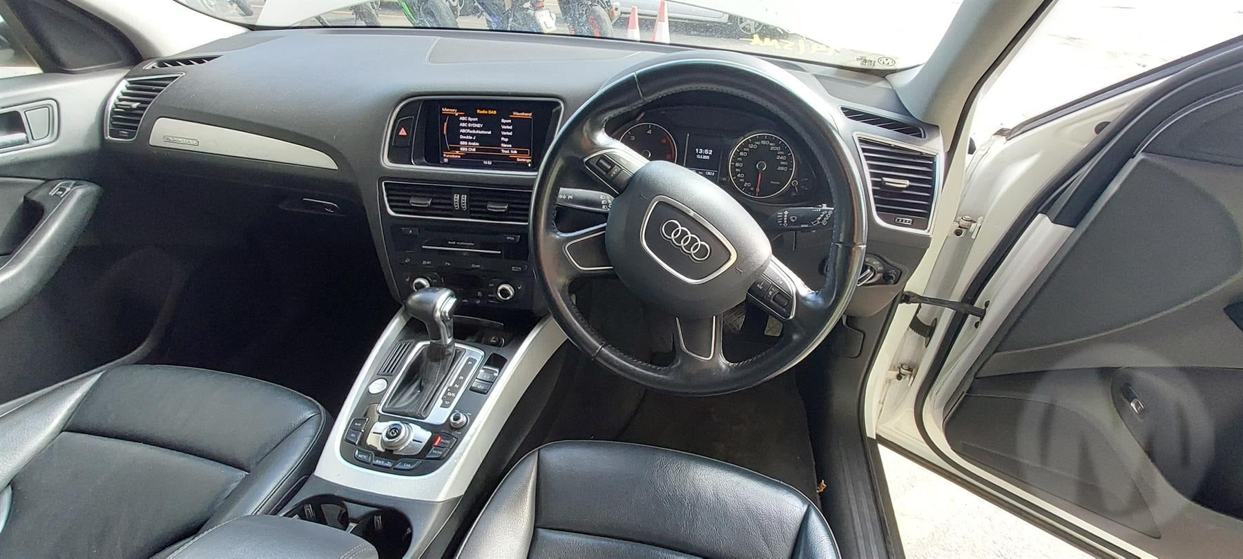 Wrecking 2014 AUDI Q5 for Used Parts AU1587