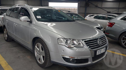 2010 VOLKSWAGEN PASSAT 3C/MK6 B6, WAGON, W/ PARK SENSOR TYPE, 03/06-09/10 3C9807417E REAR BUMPER