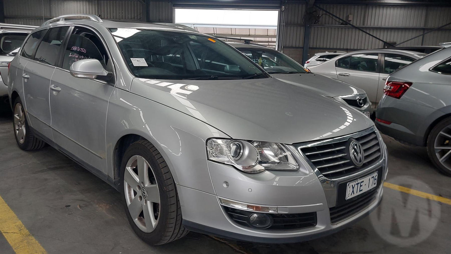 2010 VOLKSWAGEN PASSAT LEFT REAR DOOR LOCK, 3C/MK6 B6-B7, SEDAN/WAGON, P/N 3C4839015A, 03/06-05/15 3C4 839 015 A DOOR BOOT GATE LOCK